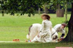 Kate-Winslet-Film-Finding-Neverland-Set-02.07.02-11