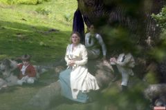 Kate-Winslet-Film-Finding-Neverland-Set-24.07.02-9